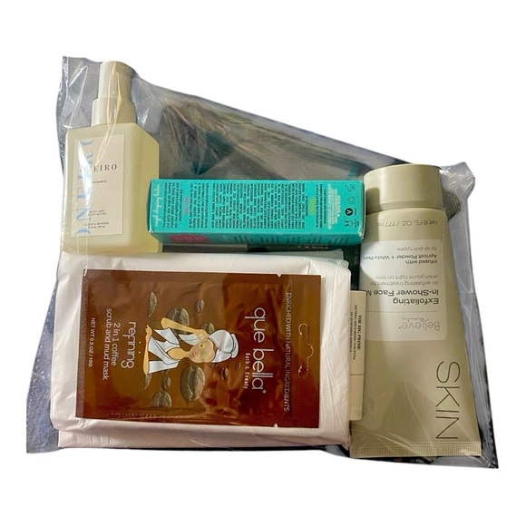 NWT-WOMENS BEAUTY BUNDLE-8 ITEMS - Picture 1 of 13